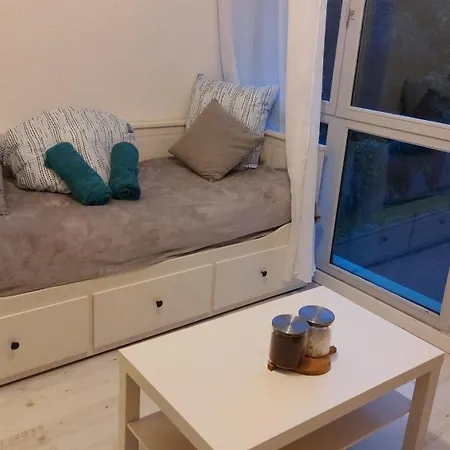 Apartmán Studio, Lumineux, Proche Gare De *
