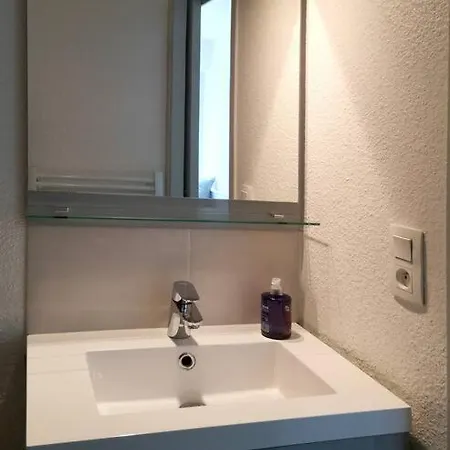 Apartmán Studio, Lumineux, Proche Gare De *